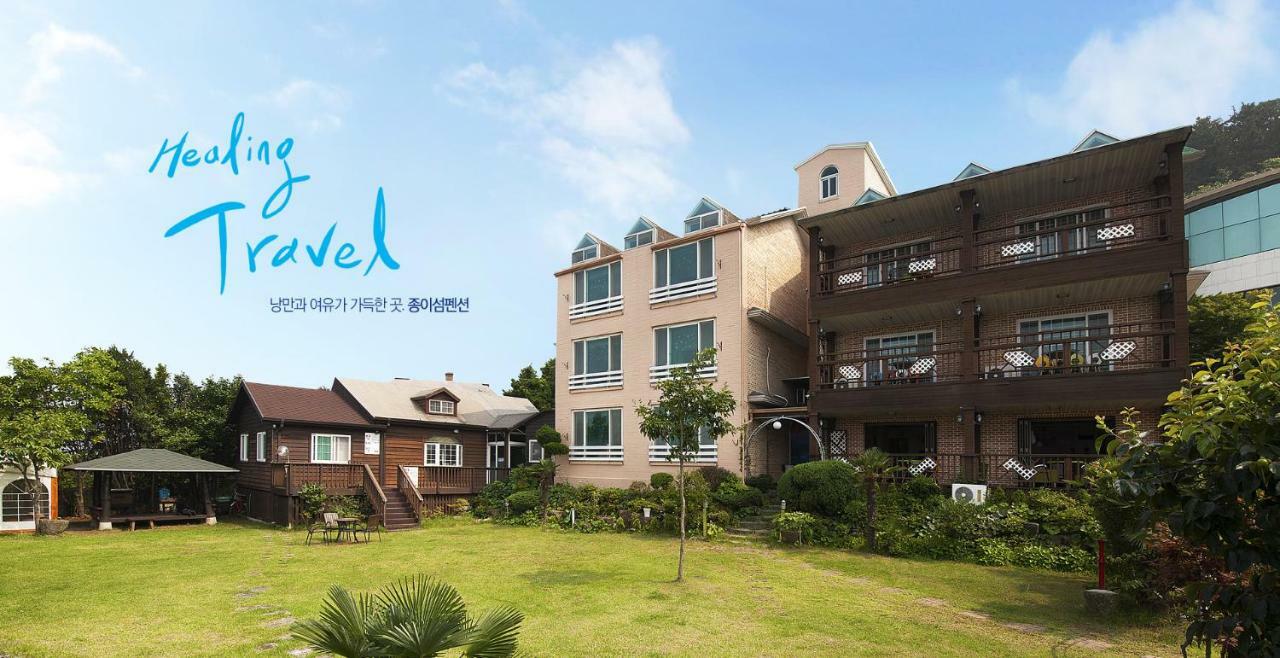 Tongyeong Paper Island Pension Esterno foto